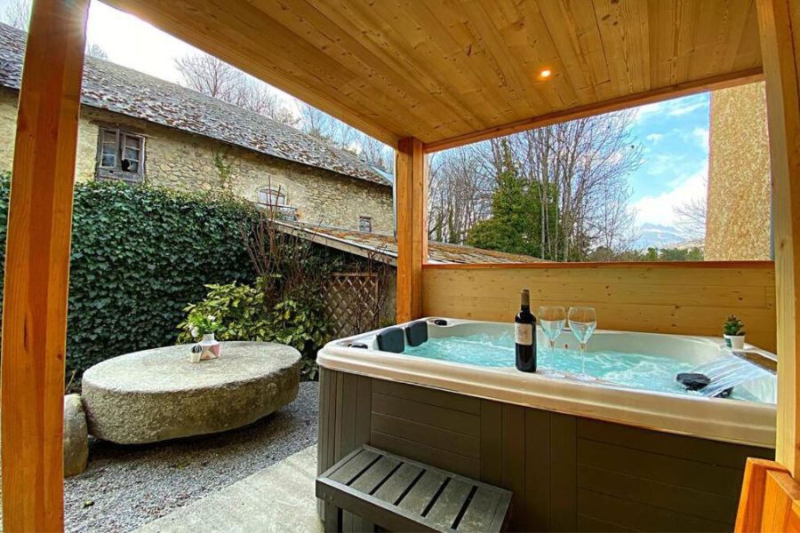 Gîte avec jacuzzi privatif / chambre avec Jacuzzi en Provence