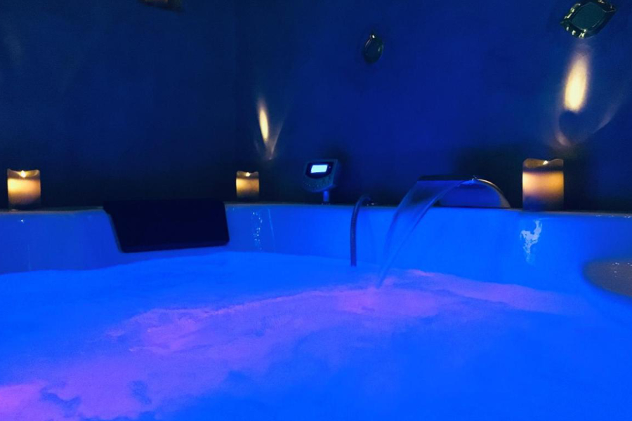 Jacuzzi_chambre avec jacuzzi en Provence