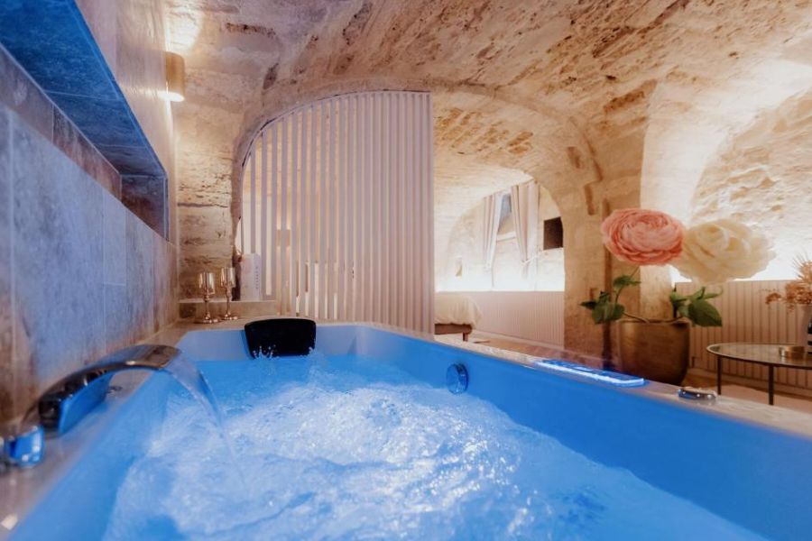 Suite Vénusa - jacuzzi privatif - Hypercentre (6)